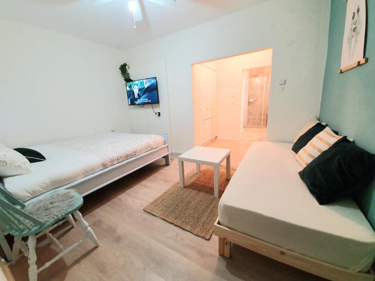 Sunshine Suite Boutique Only 5 Min Walk To The Beach - By Seaelo Eilat Eksteriør bilde